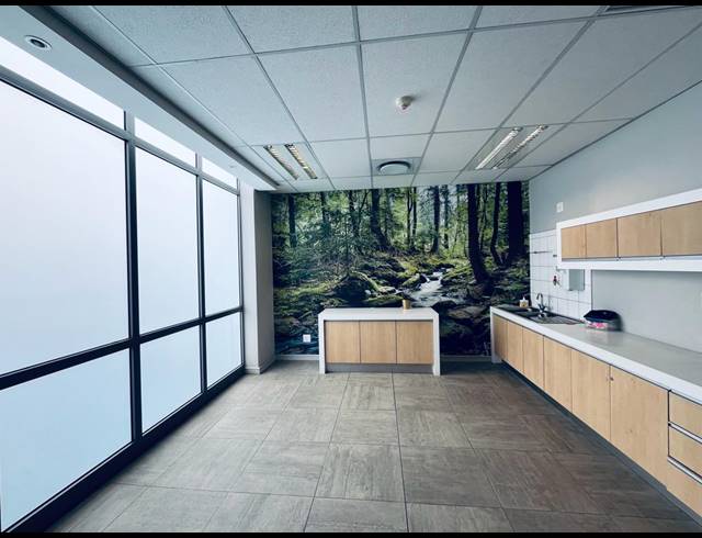 874M² OFFICE TO LET IN WATERFALL